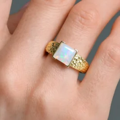 AAA-Welo-Opal-Goldring