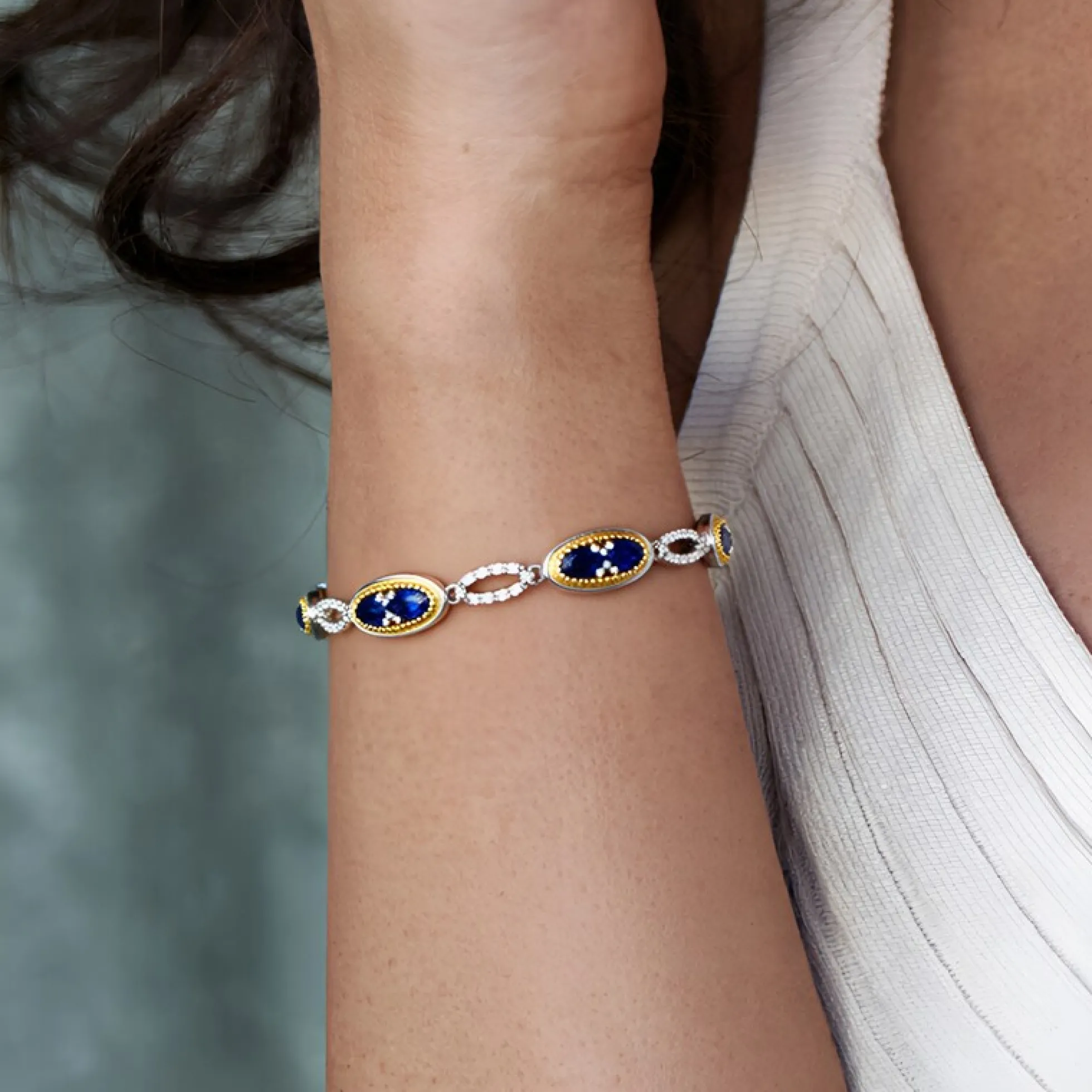 Blauer Saphir-Silberarmband