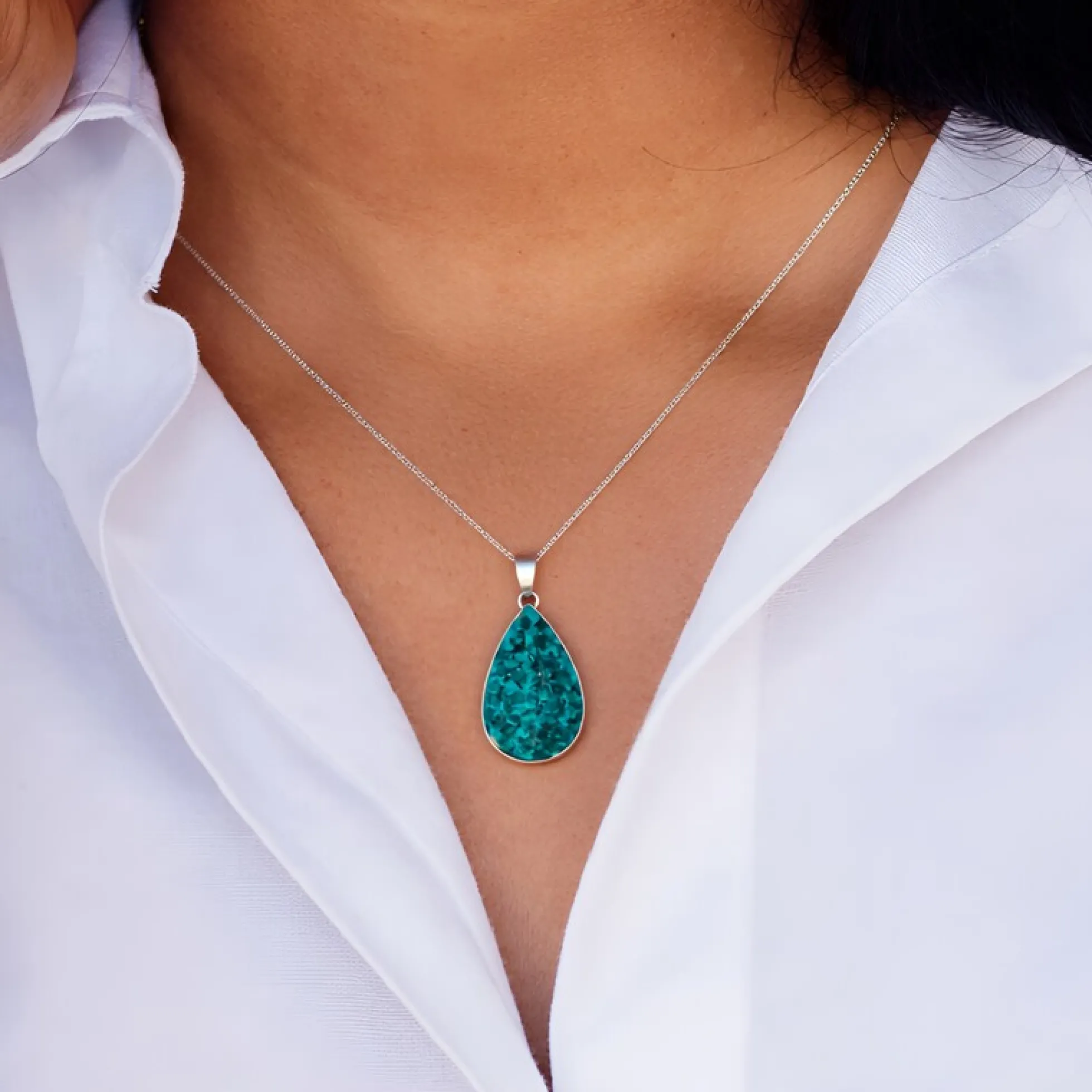 Dioptas-Silberanhänger