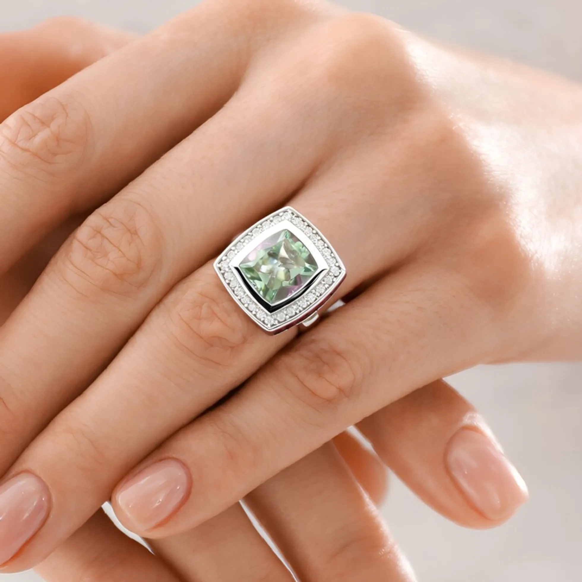 Grüner Amethyst-Silberring