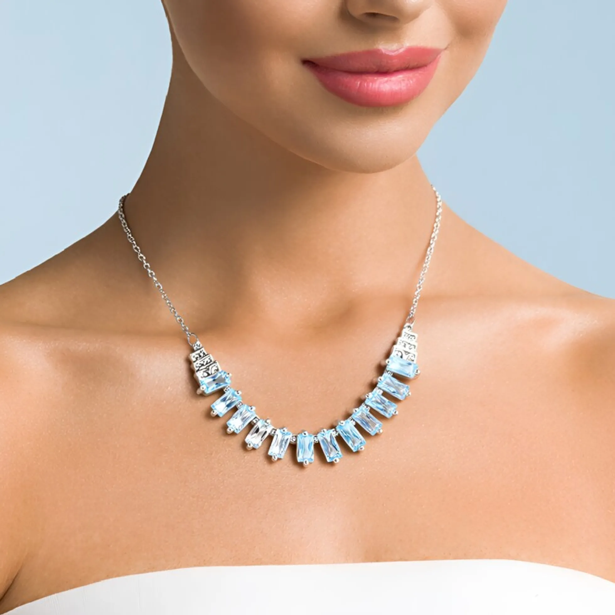 Himmelblauer Topas-Silbercollier