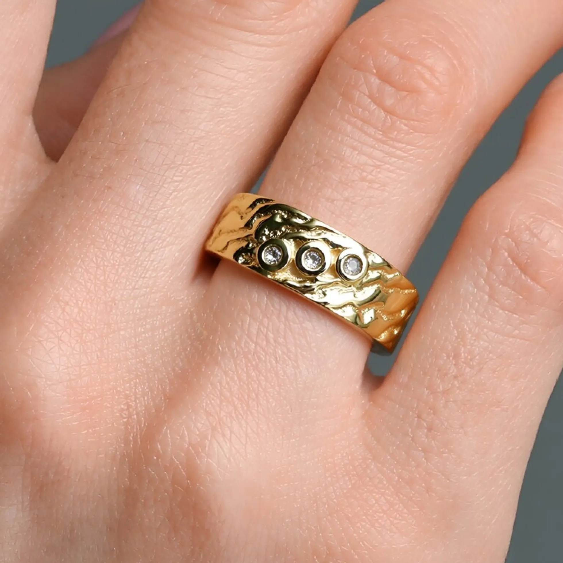 I3 Champagner-Brillant-Goldring (de Melo)