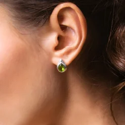 Jilin-Peridot-Silberohrringe