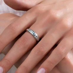 Königsblauer Diamant-Silberring