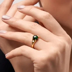 Mezezo-Opal-Goldring