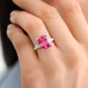 Pinkfarbener Diaspor-Goldring