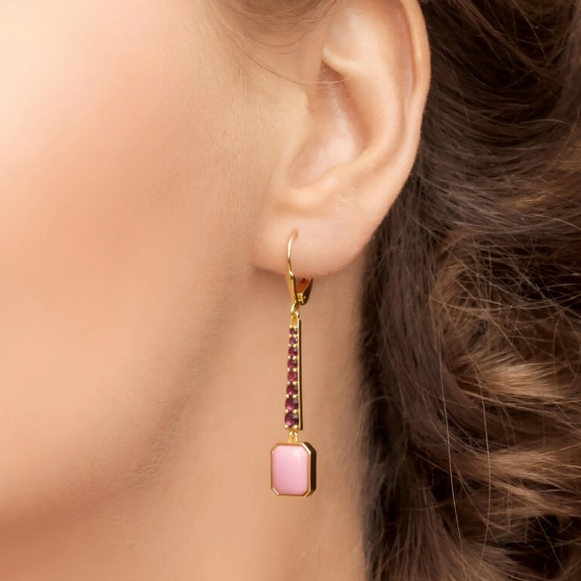 Pinkfarbener Opal-Silberohrringe
