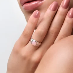 Pinkfarbener Opal-Silberring