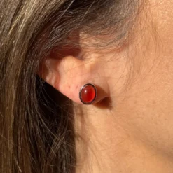 Roter Onyx-Silberohrringe