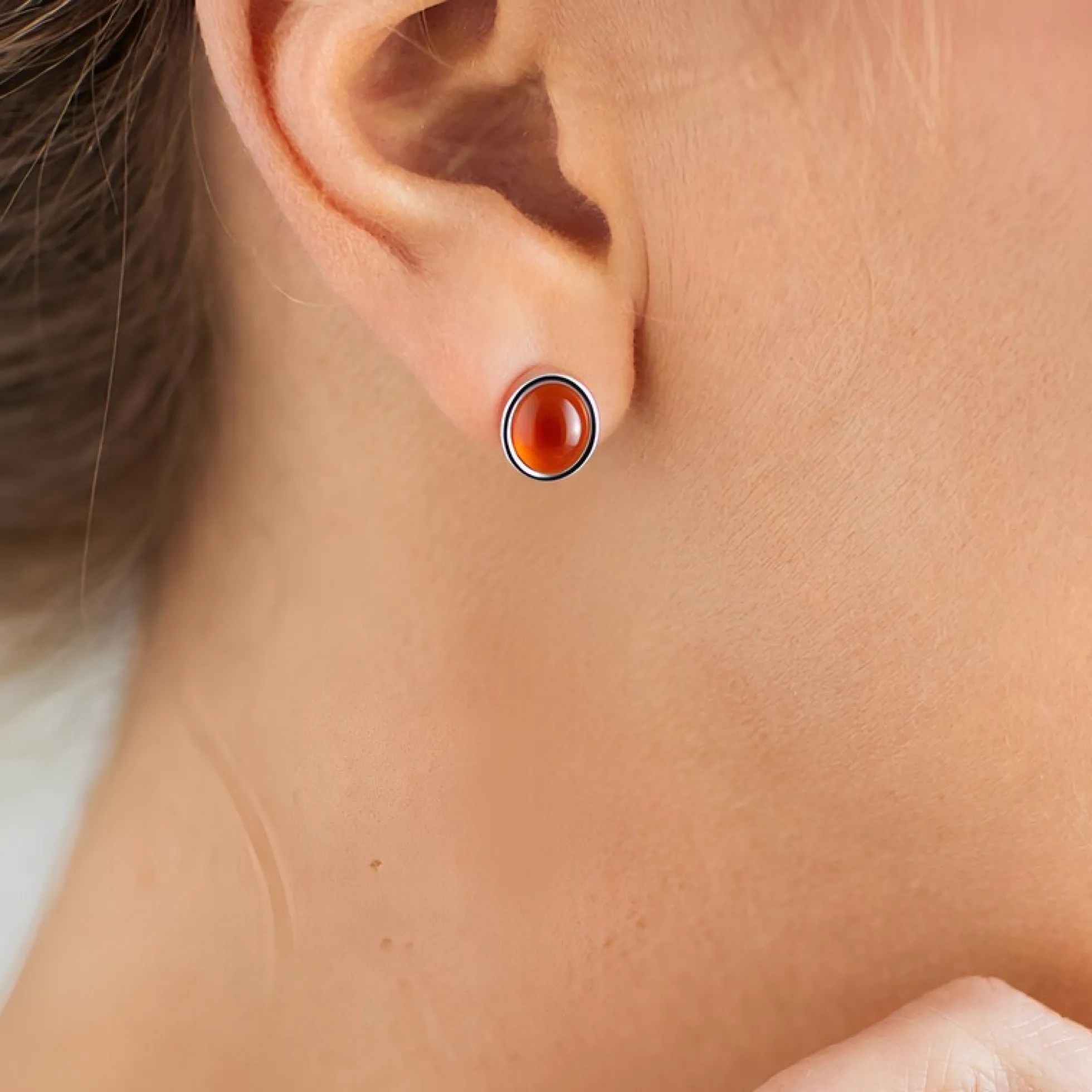 Roter Onyx-Silberohrringe