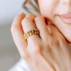 SI2 Fancy-Brillant-Goldring